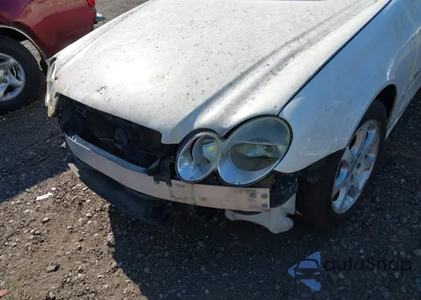 2004 Mercedes-Benz Clk 320 z USA, uszkodzony, nr VIN WDBTK65G04T014774